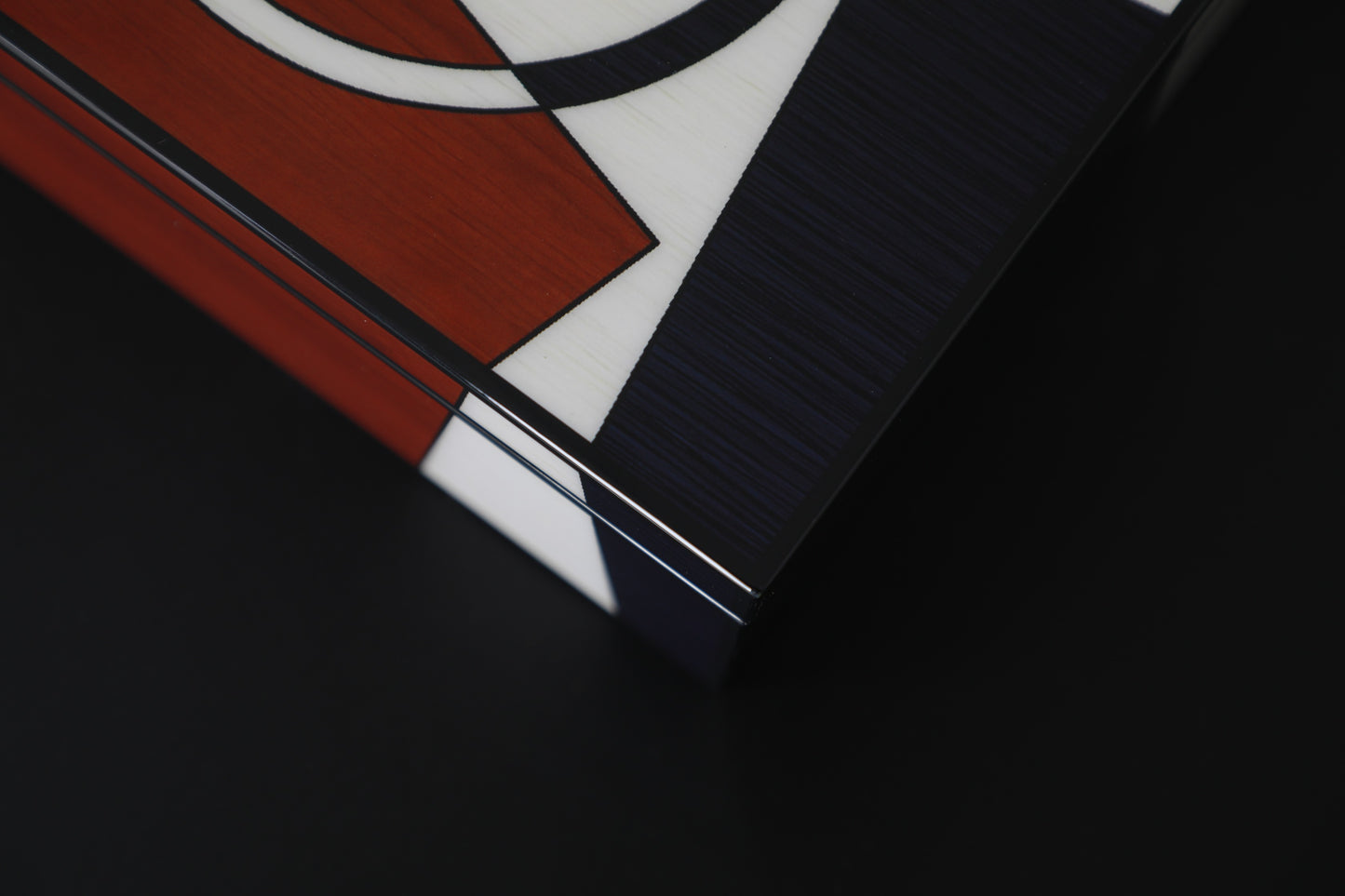 COLOURFUL MDF & PIANO LACQUER SQUARE
STORAGE BOX