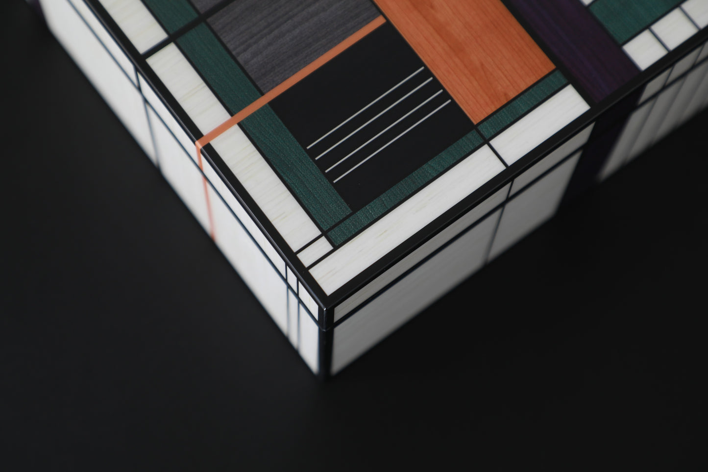 MULTICOLOUR MDF & PIANO LACQUER SQUARE
STORAGE BOX