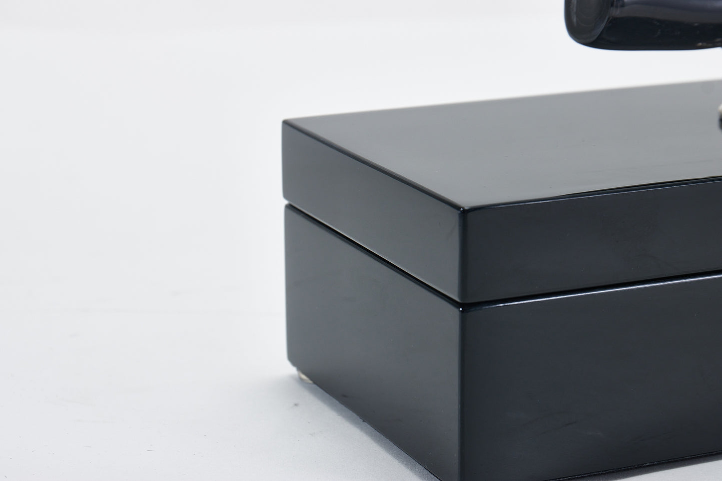 Black Mdf & Horn Box With Horn Handle