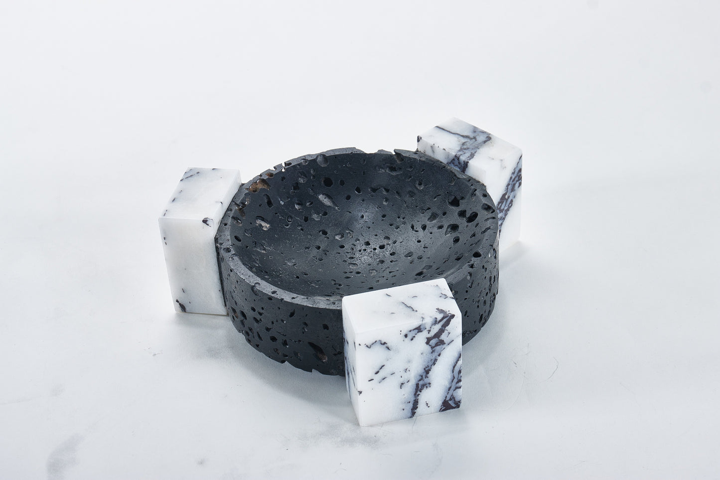 Black & White Marble Round Tray