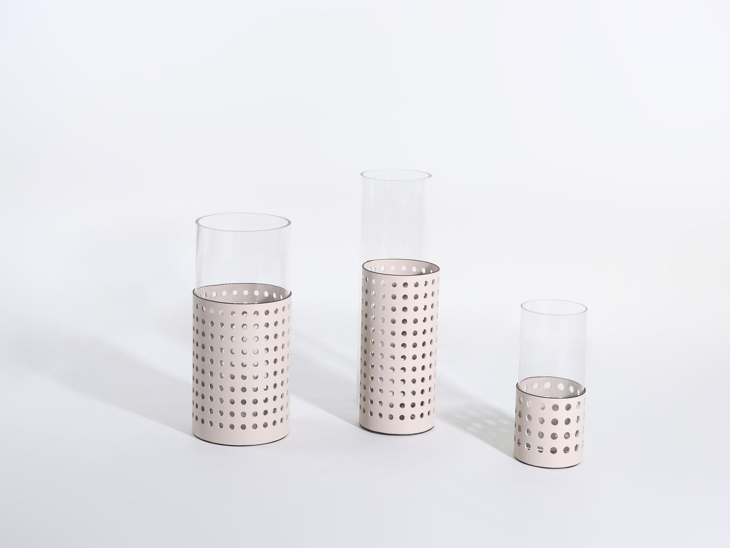 HOLLOW MODERN GLASS VASE