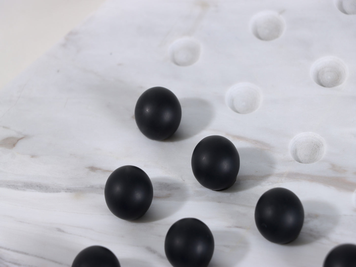 MARBLE CHESSBOARD DECORATION