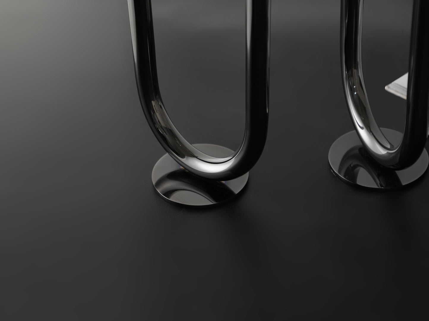 U SHAPE CANDLE HOLDER