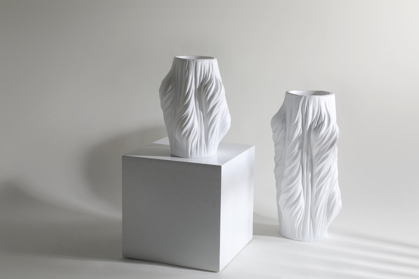 YIN LARGE WHITE VASE