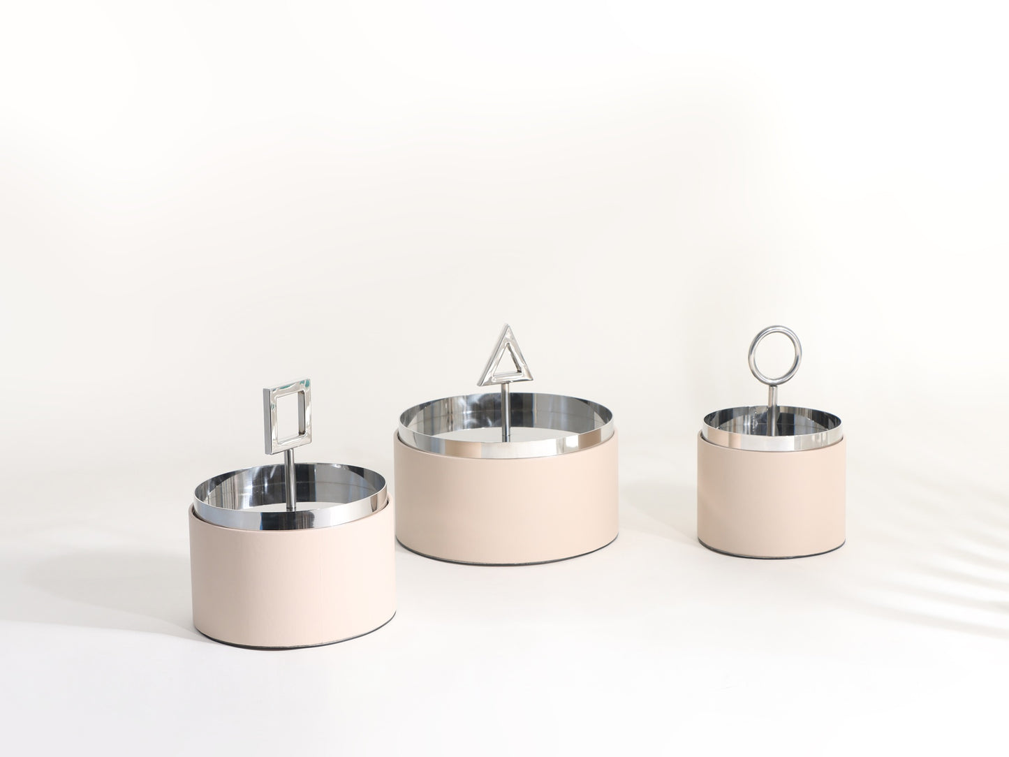 SILVER GEOMETRY COVER STORAGE BOX