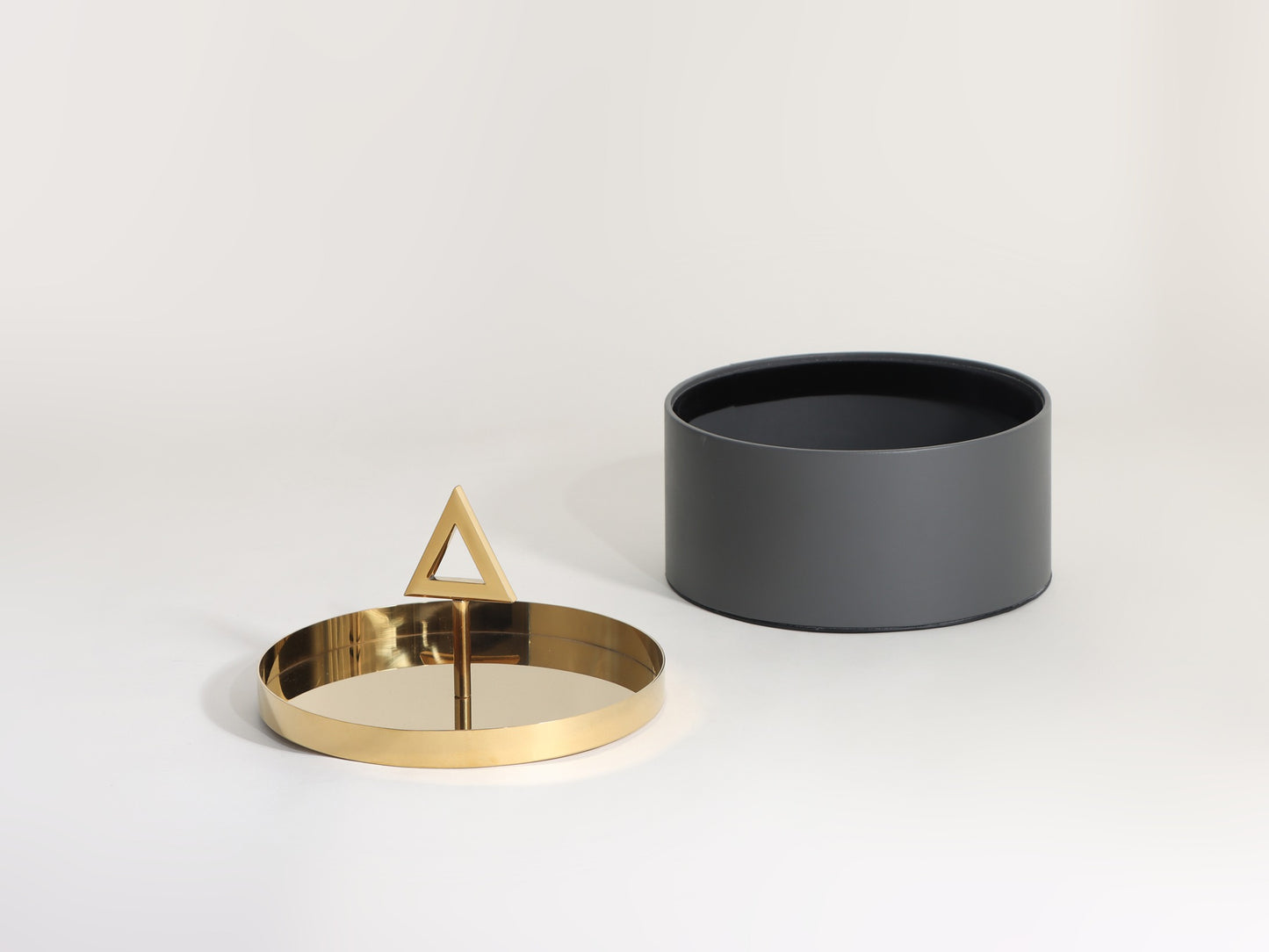 GOLD BLACK GEOMETRY COVER STORAGE BOX