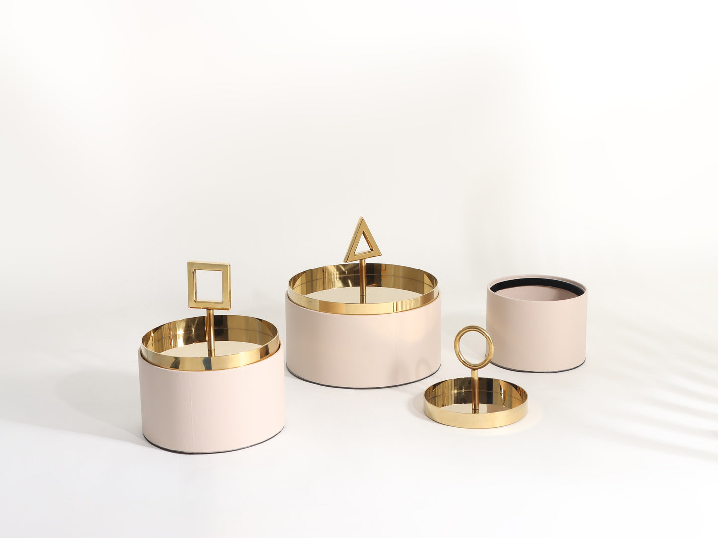 GOLD GEOMETRY COVER STORAGE BOX