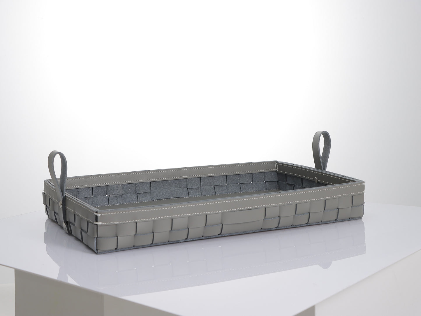 GREY KNITTING TRAY