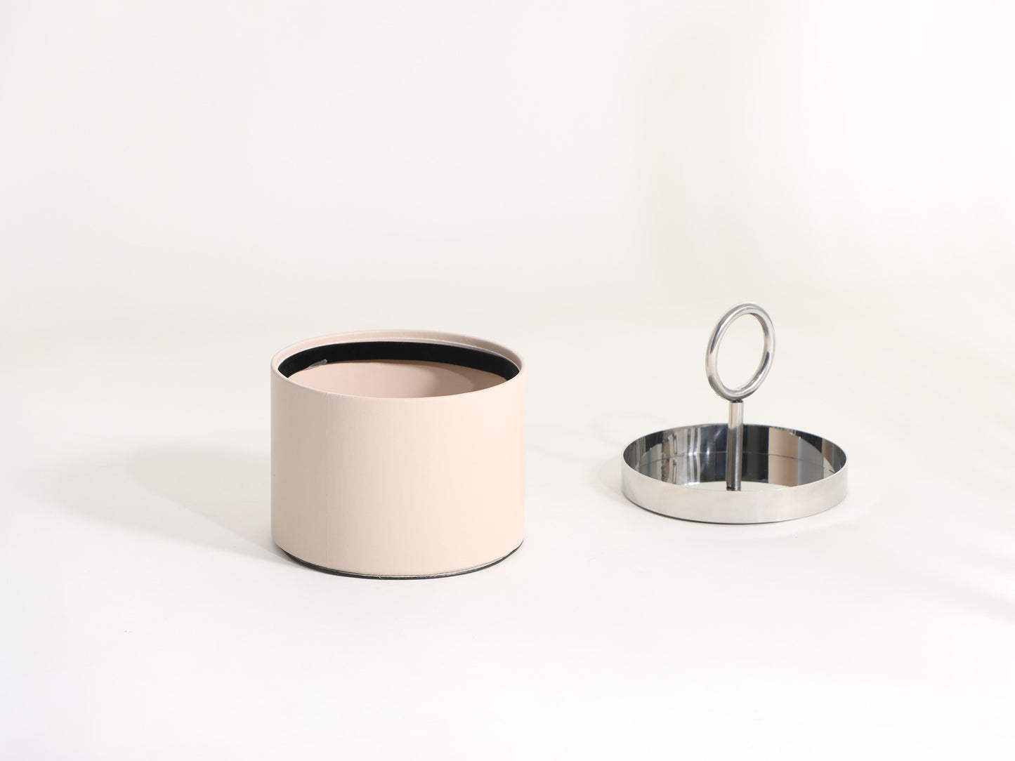 SILVER GEOMETRY COVER STORAGE BOX
