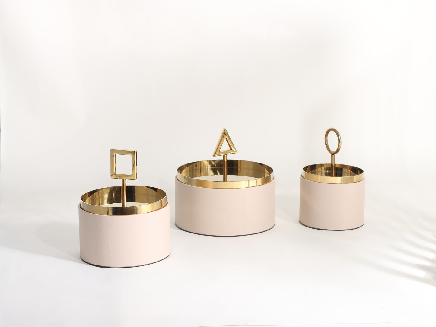 GOLD GEOMETRY COVER STORAGE BOX