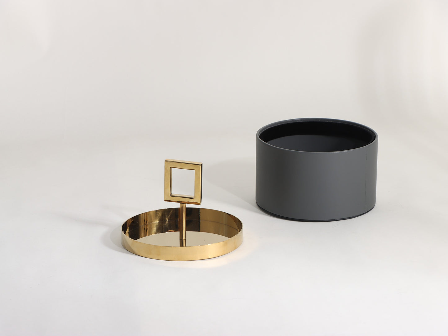 GOLD BLACK GEOMETRY COVER STORAGE BOX