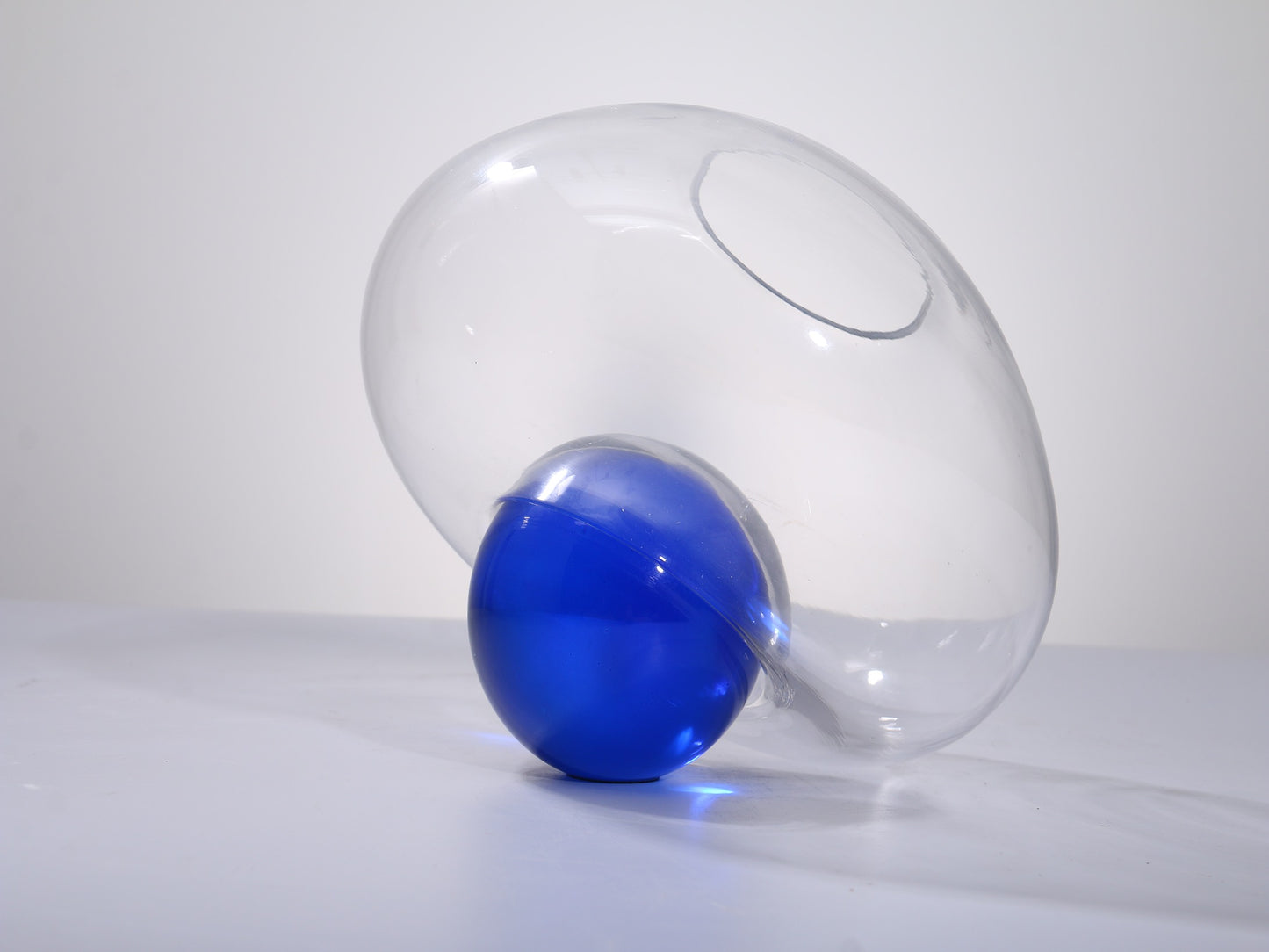 FLORERO ATLANTIS VASE