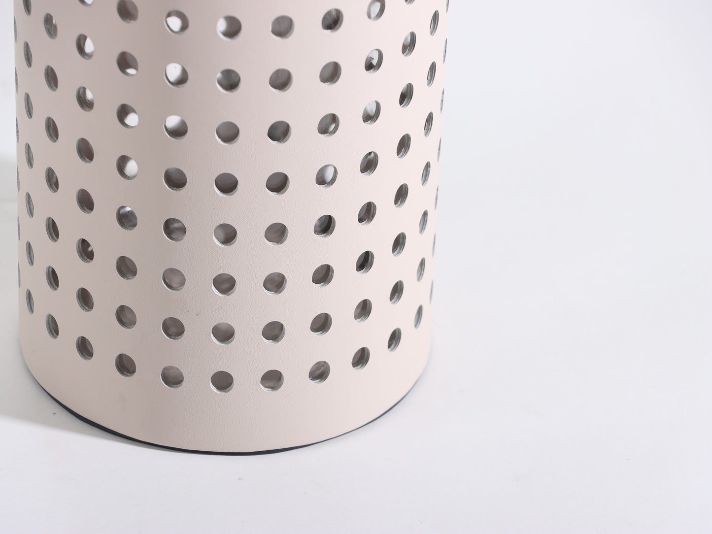 HOLLOW MODERN GLASS VASE