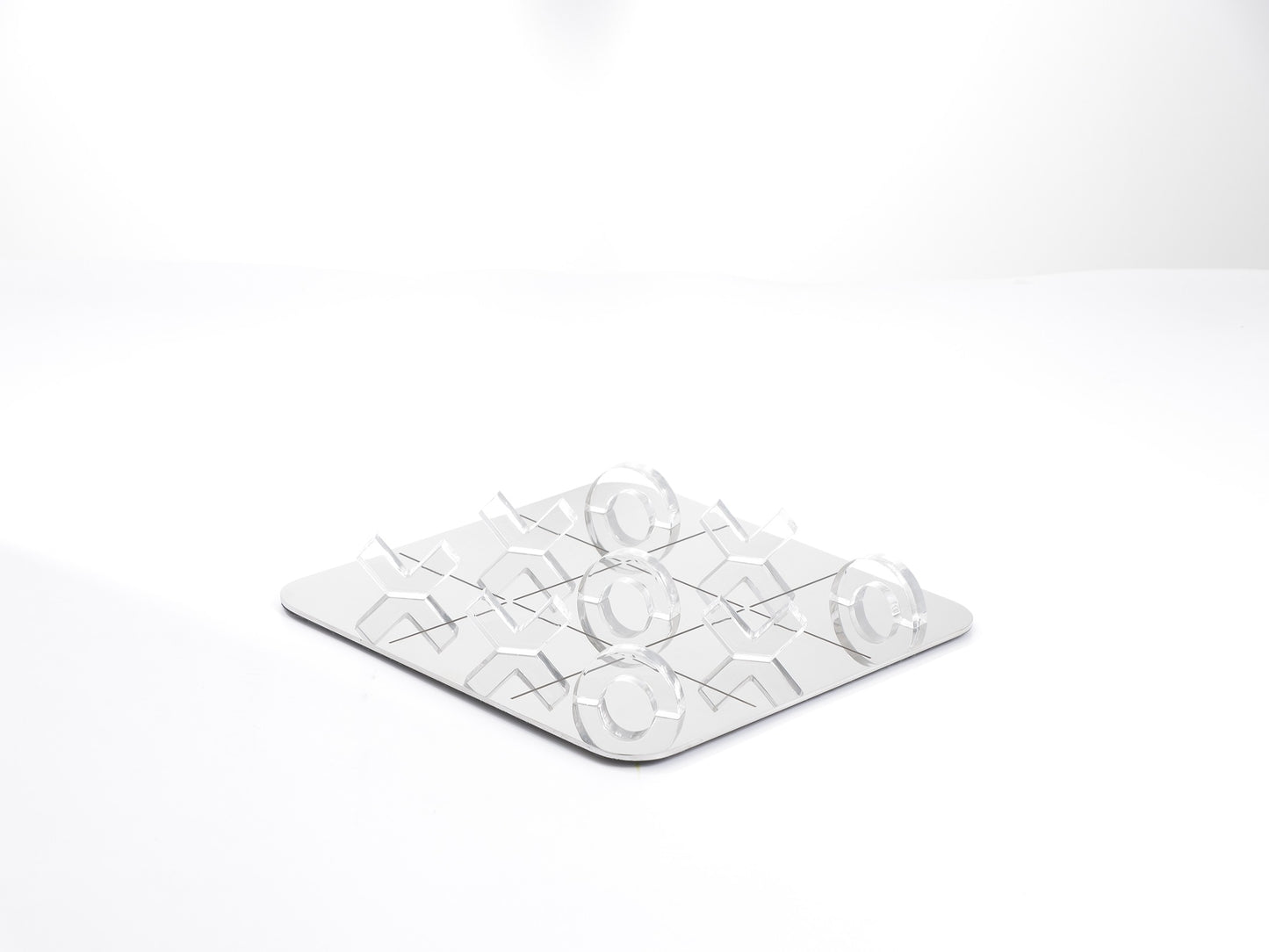 REFLECTION TIC TAC TOE SET
