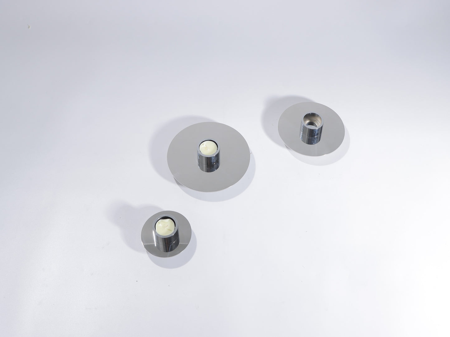 CIRCULAR CANDLE HOLDER