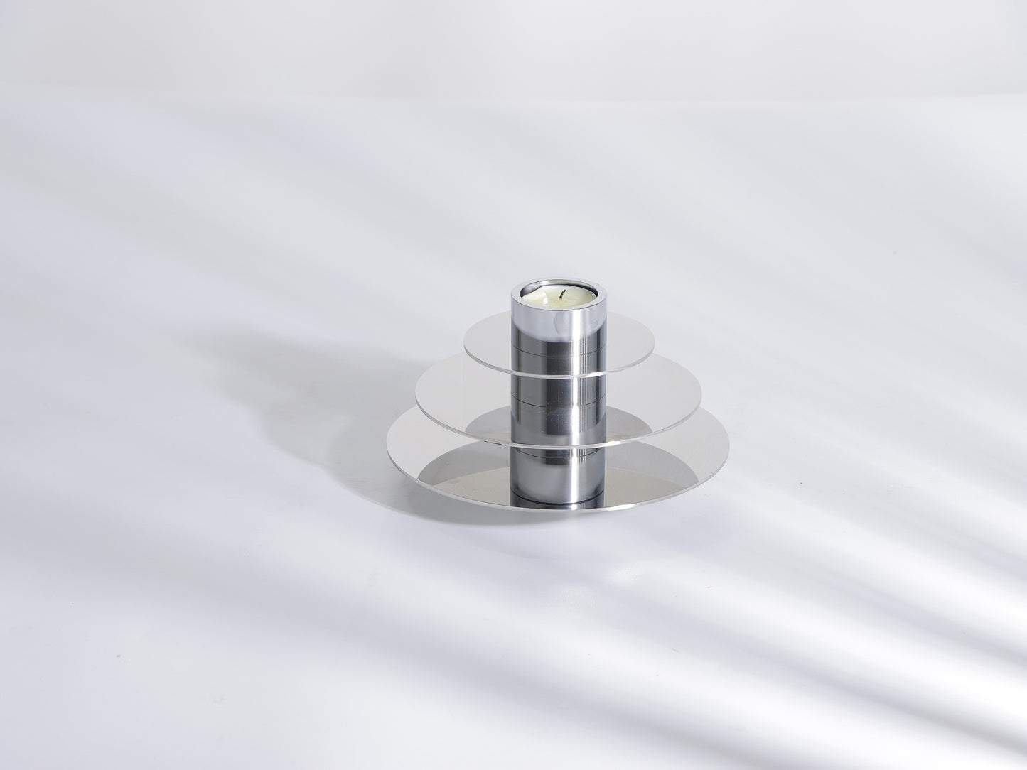CIRCULAR CANDLE HOLDER