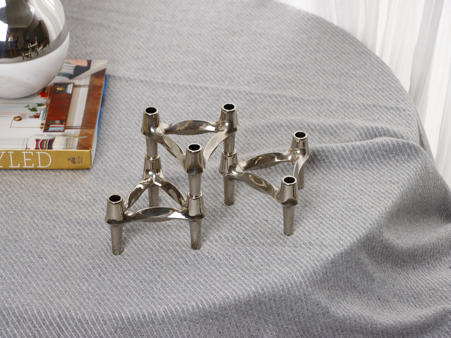 SILVER MODERN MODULAR CANDLE HOLDER