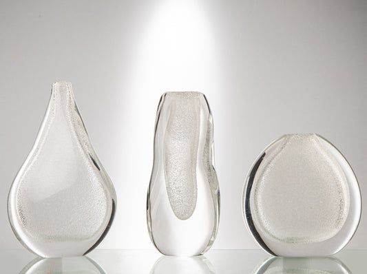 BUBBLE SPOUT GLASS VASE