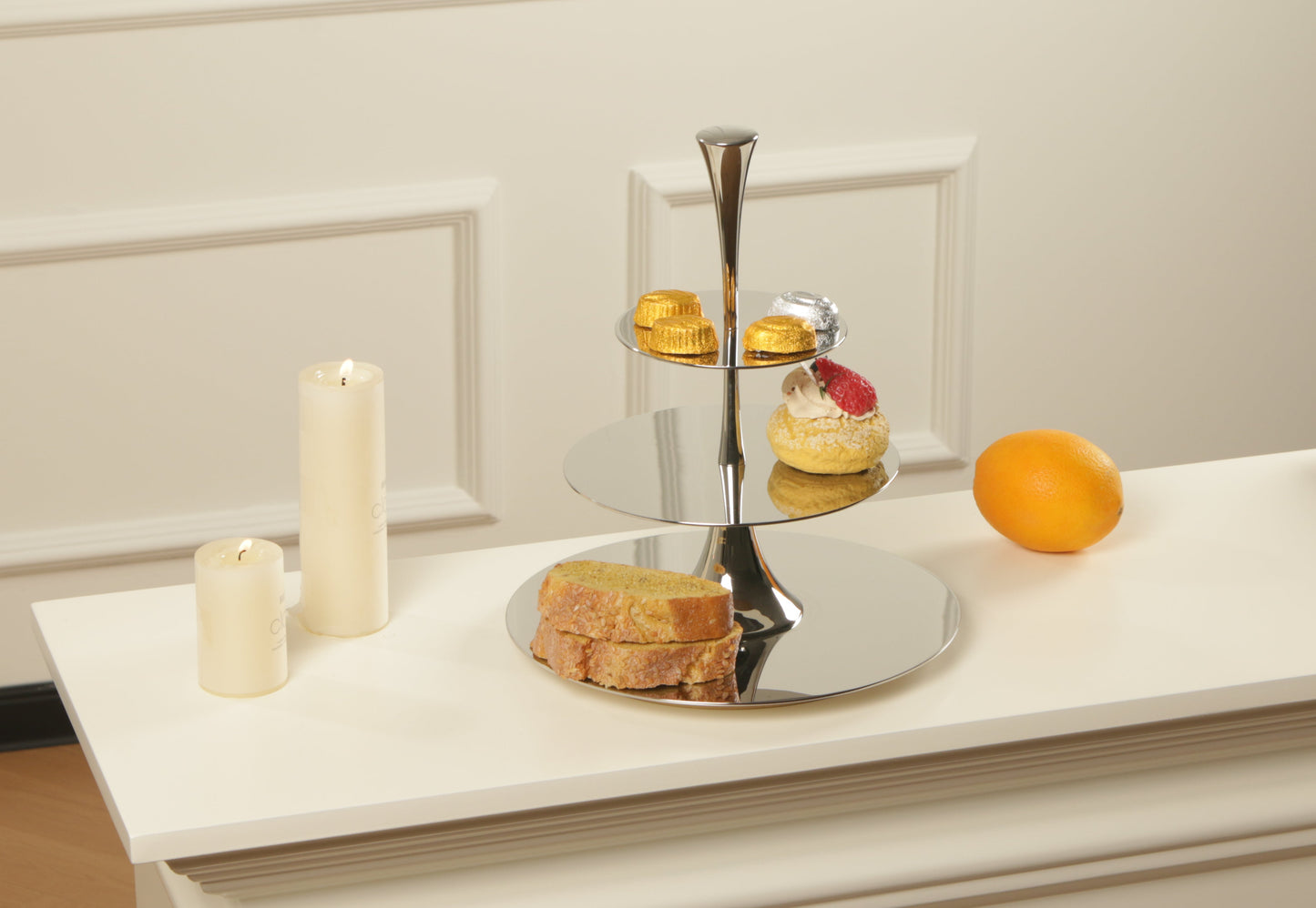 S/s Steel & Wood Base Triple-layer Cake Rack