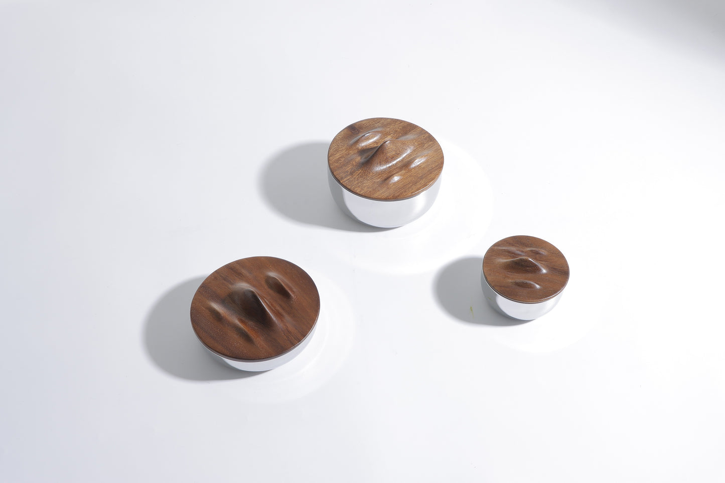SILVER & WALNUT S/S STEEL & WOOD STORAGE BOWL