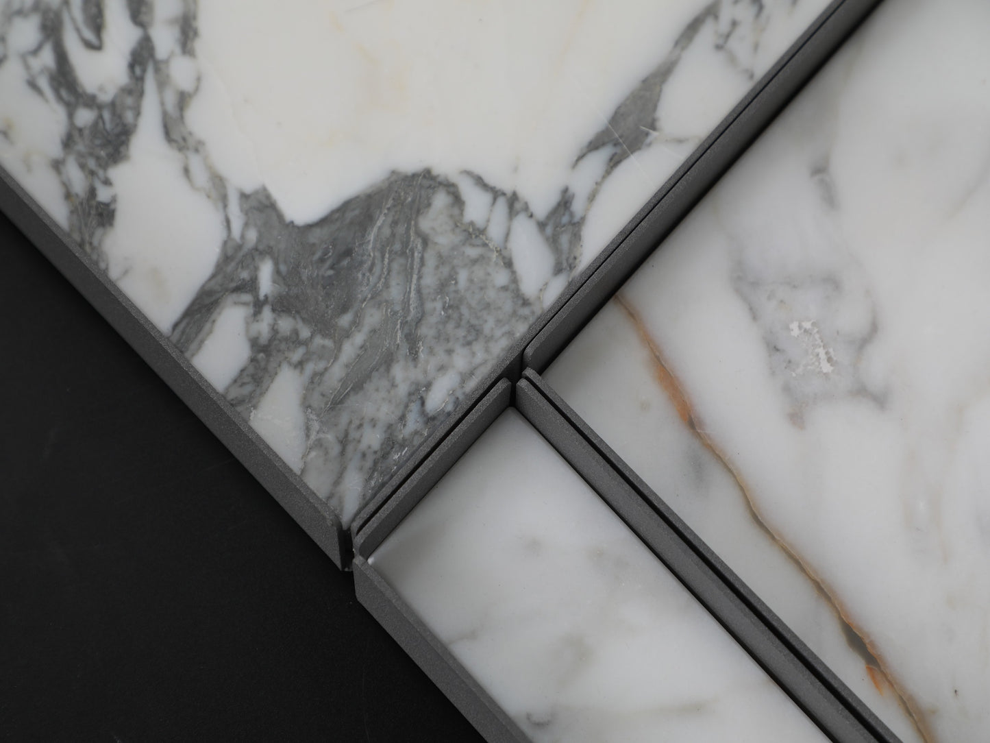 QUADRATE TRAY