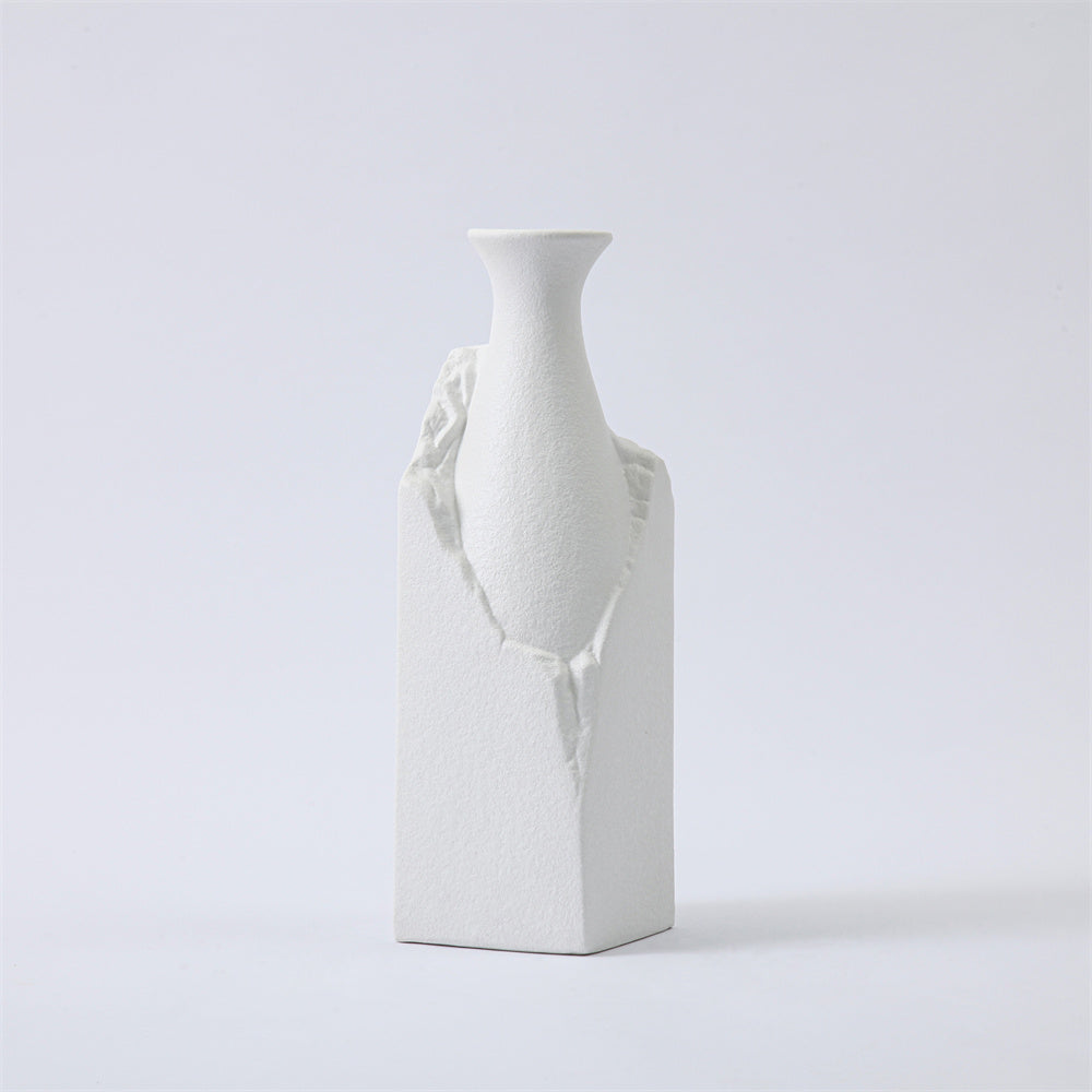 PSZ WHITE VASE