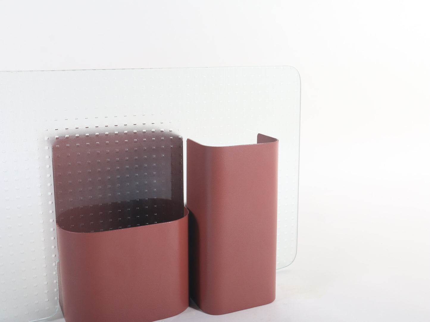 RED SQUARE FLOWER VASE