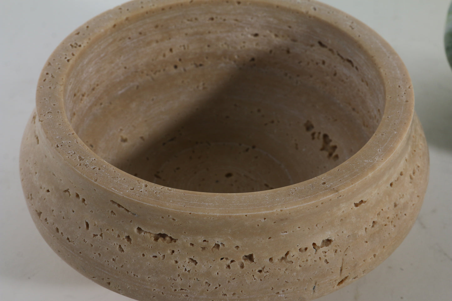 TRAVERTINE ROUND TRAY