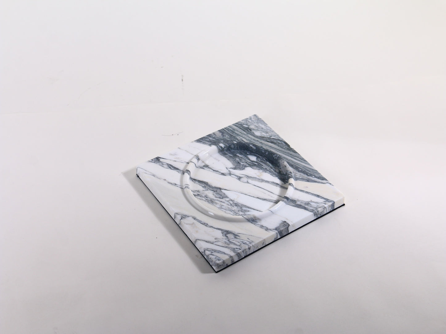 ARABESCATO TRAY