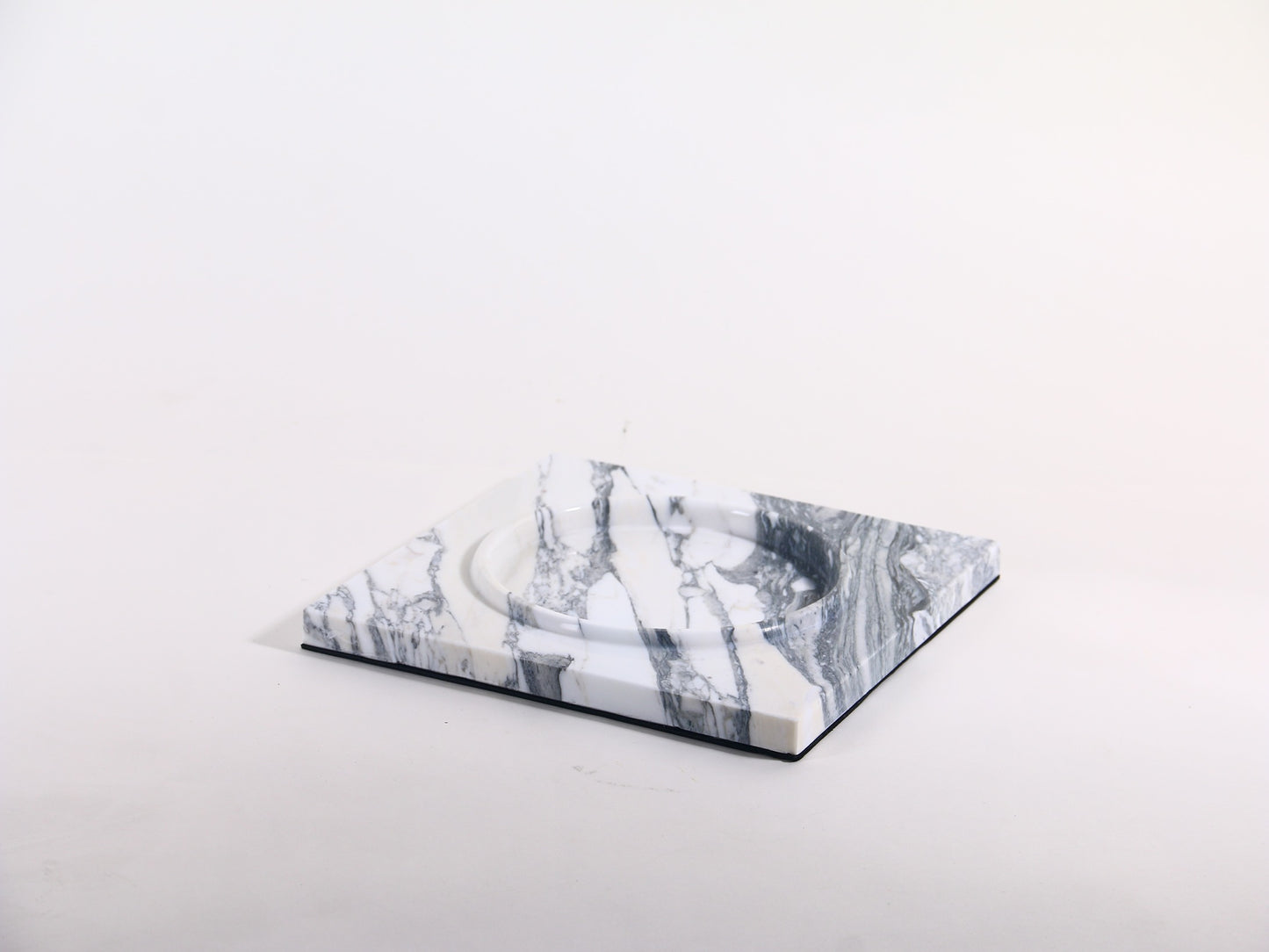 ARABESCATO TRAY