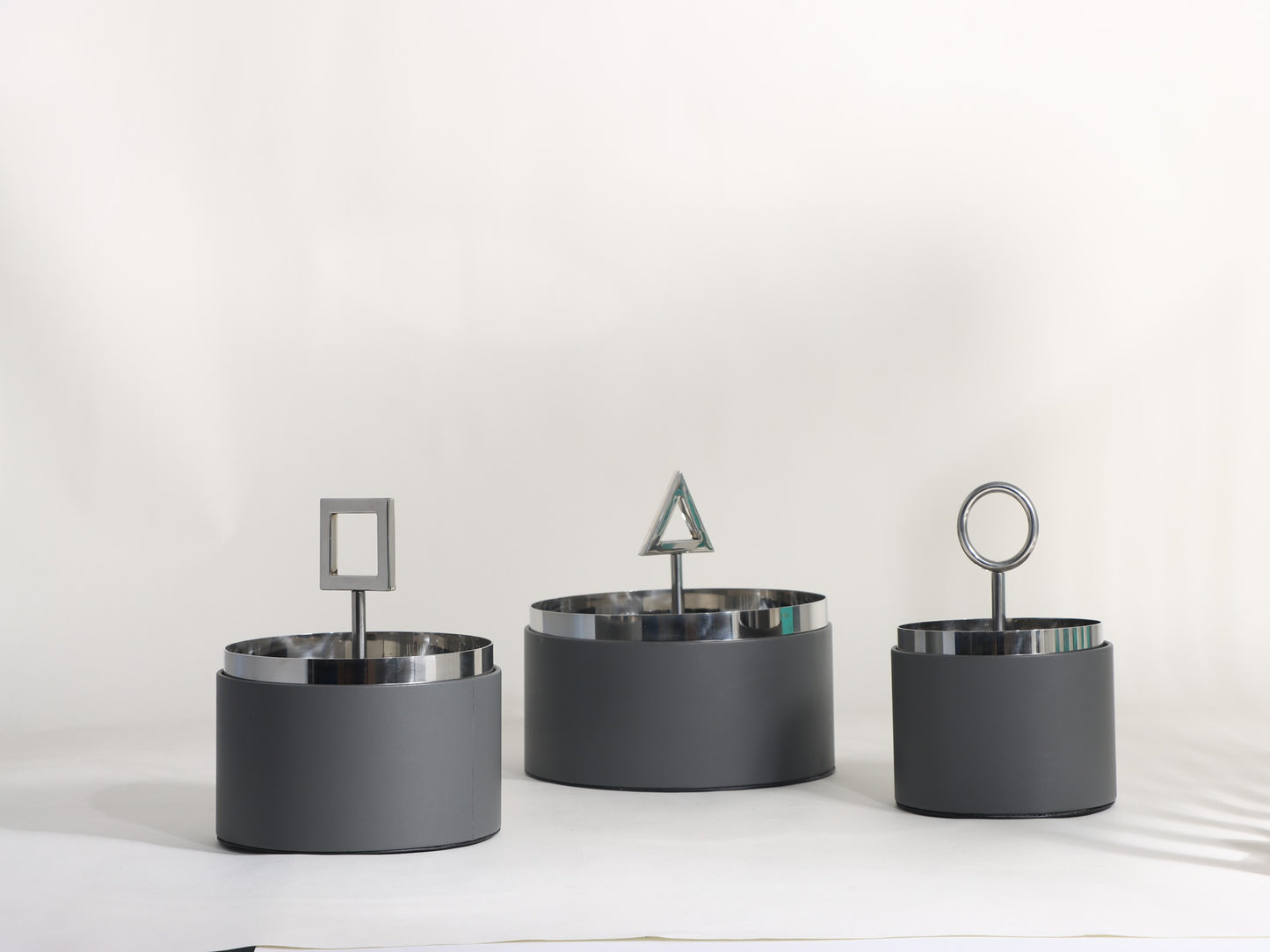 GREY GEOMETRY COVER STORAGE BOX