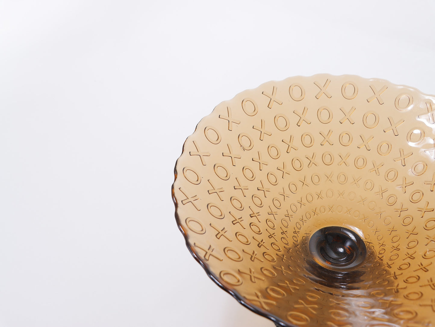 BROWN GOBLET GLASS FRUITS PLATE