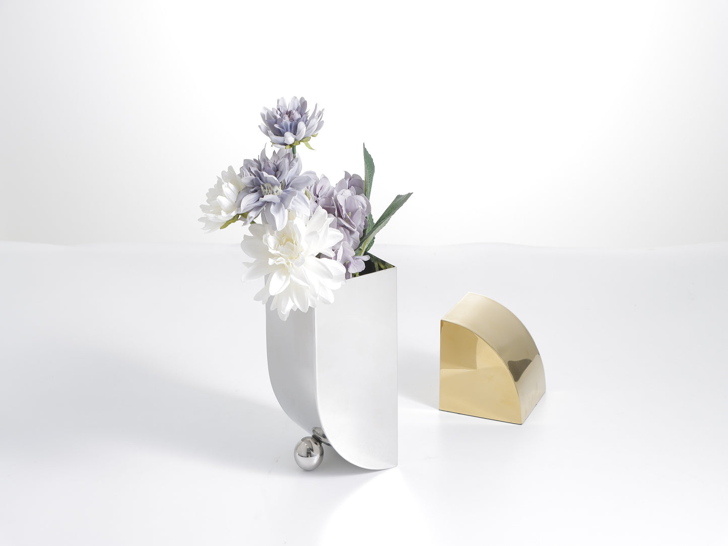 MODERN GOLD & SILVER BOOKEND