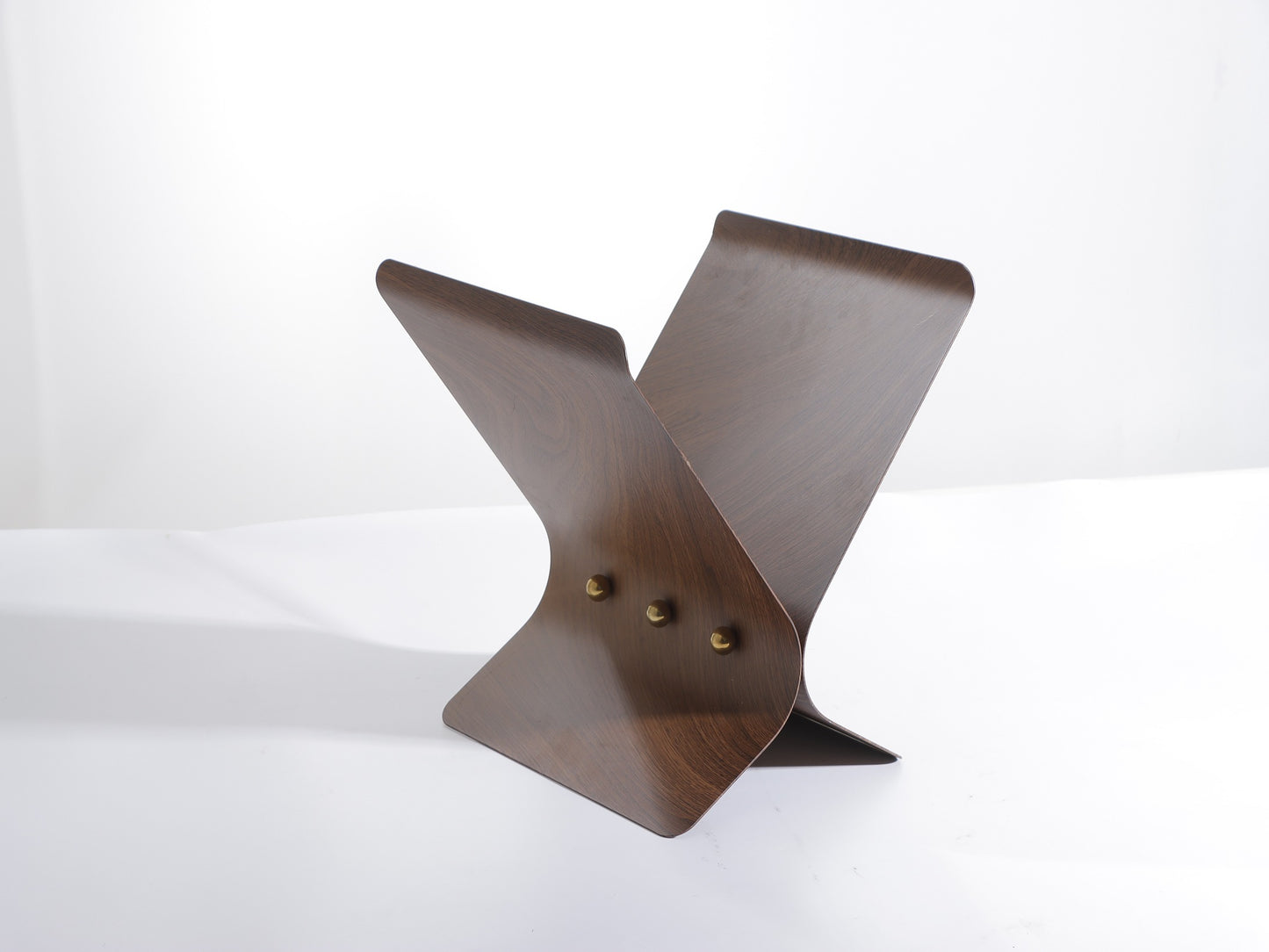 X-SHAPE MAGAZINE HOLDER