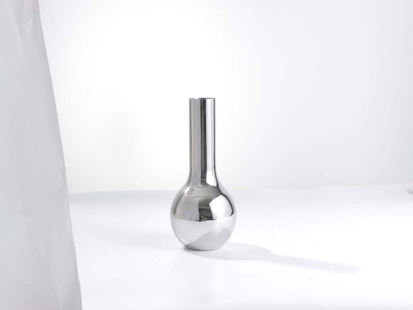 SILVER ROUND BOTTOM BUD VASE